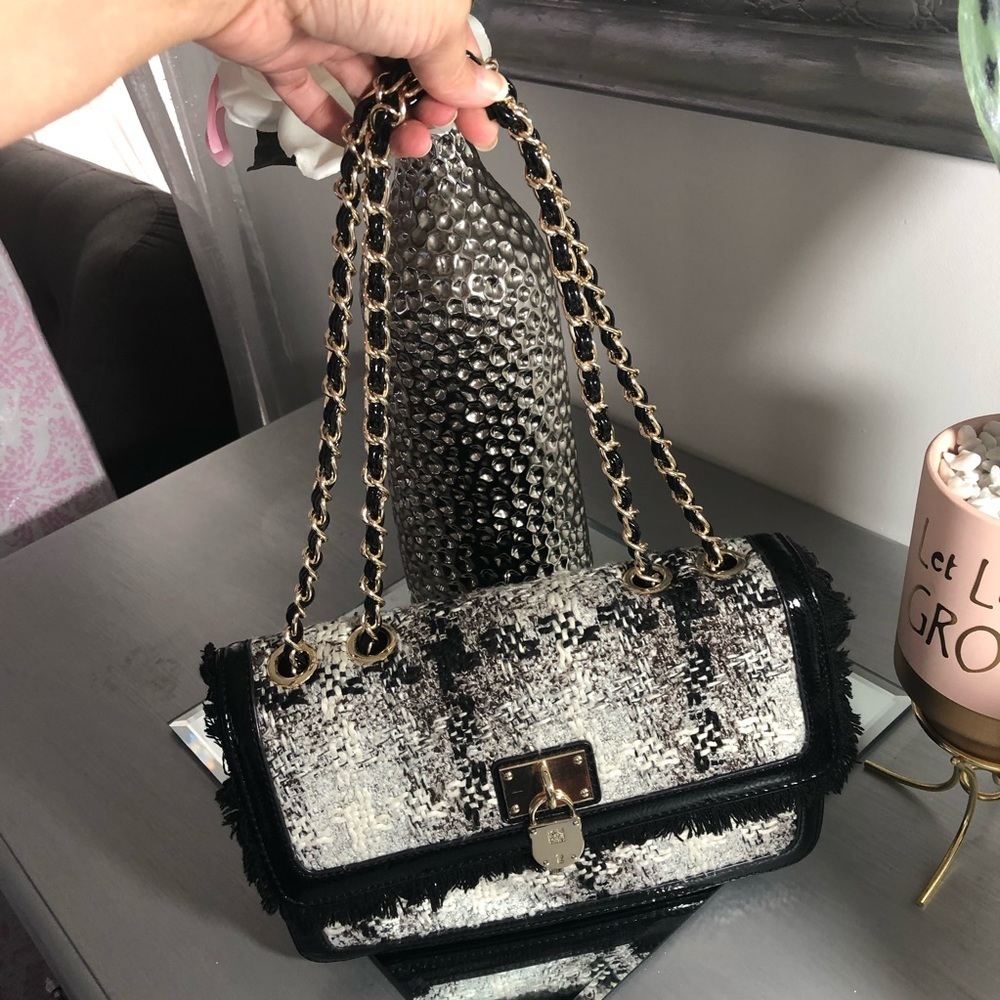 Anne Klein Crossbody Bags |